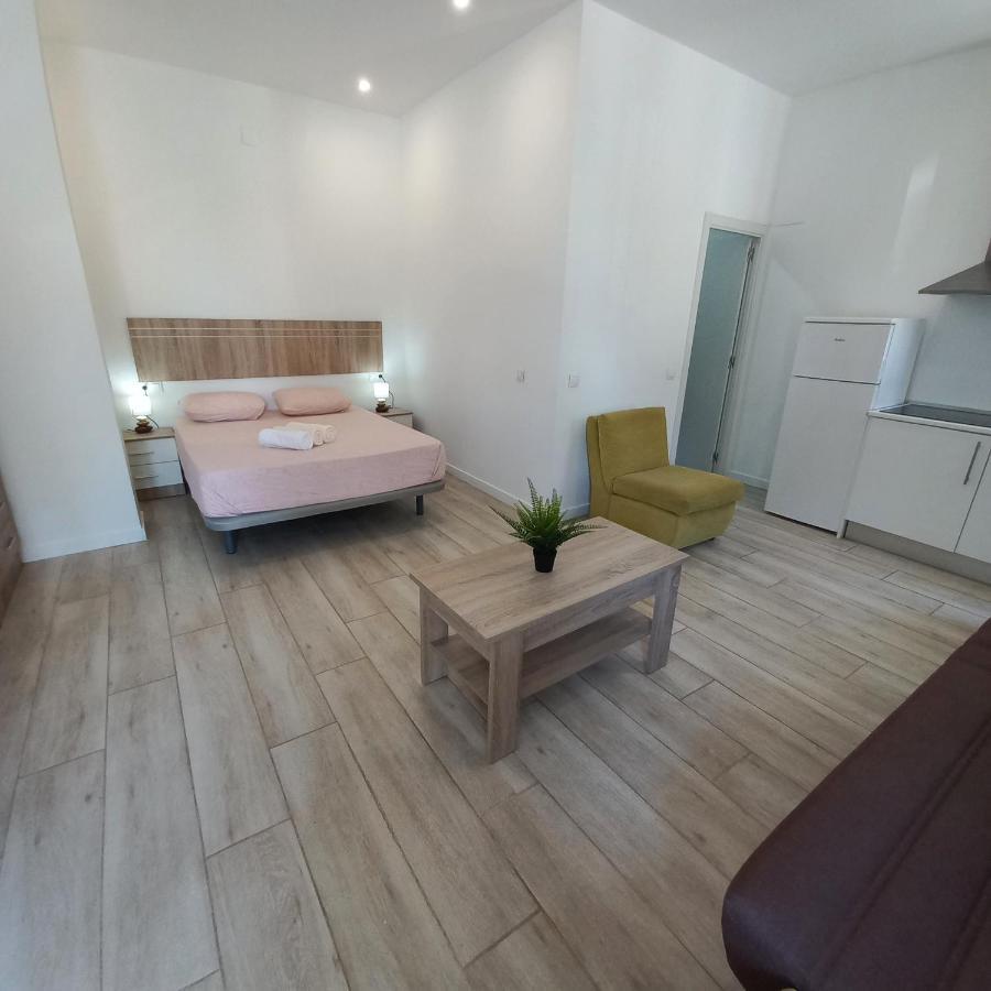 Malaga Velarde Center 3 Apartment Exterior photo